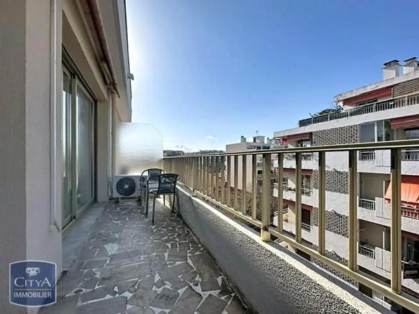 Appartement à vendre 1 pièce 27.86m²