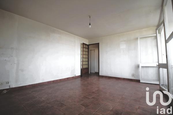 Apartment for sale 4 rooms 78 m² Marseille 15