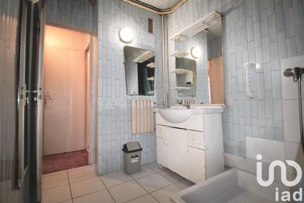 Apartment for sale 4 rooms 78 m² Marseille 15