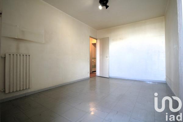 Apartment for sale 4 rooms 78 m² Marseille 15