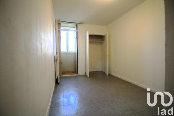 Apartment for sale 4 rooms 78 m² Marseille 15