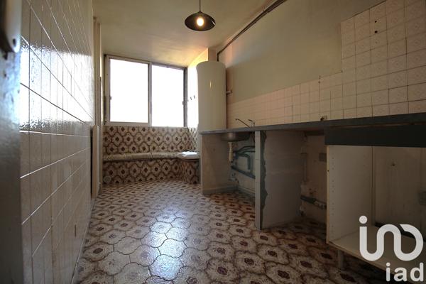 Apartment for sale 4 rooms 78 m² Marseille 15
