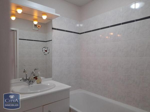 Appartement à louer 2 pièces 46.72m²