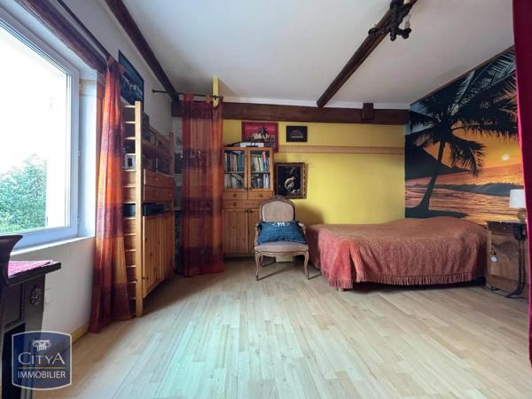 Maison à vendre 7 pièces 209m² Saintes (17100)