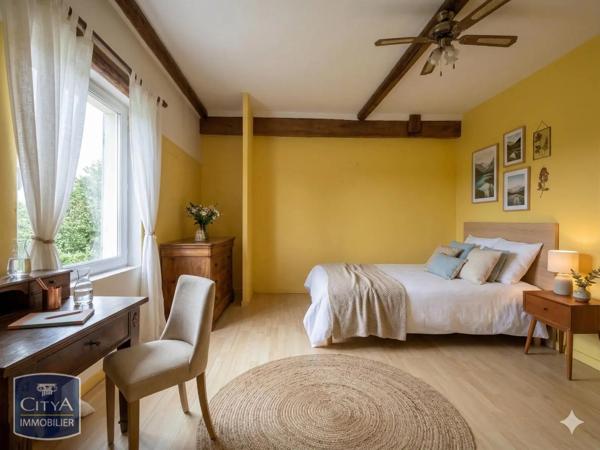 Maison à vendre 7 pièces 209m² Saintes (17100)