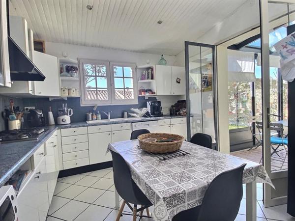 Maison Niort 7 pièce(s) 188 m2 garage et terrain