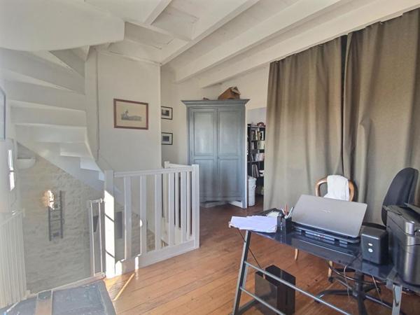 Maison Niort 7 pièce(s) 188 m2 garage et terrain