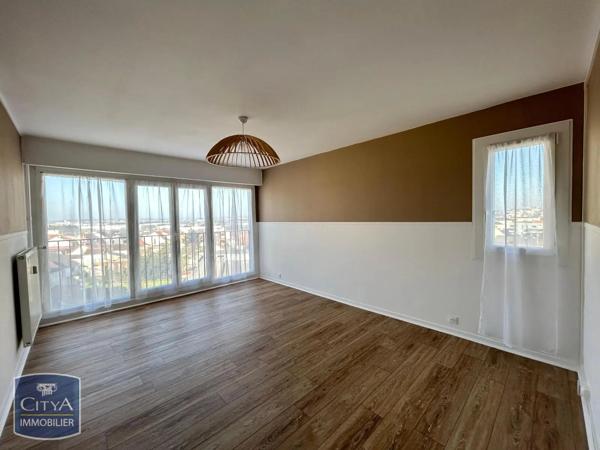 Appartement à louer 2 pièces 50.9m² Le Mans (72100)