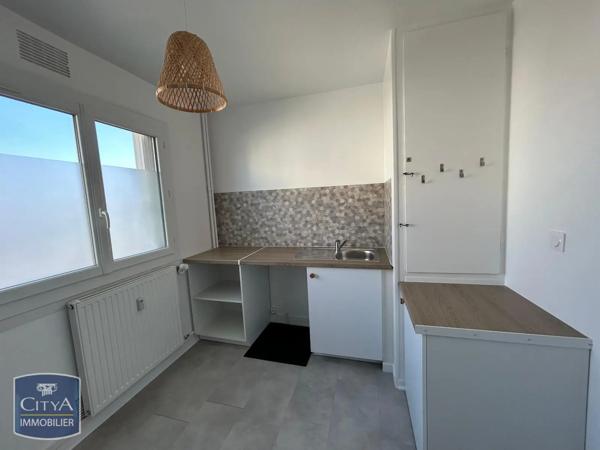 Appartement à louer 2 pièces 50.9m² Le Mans (72100)