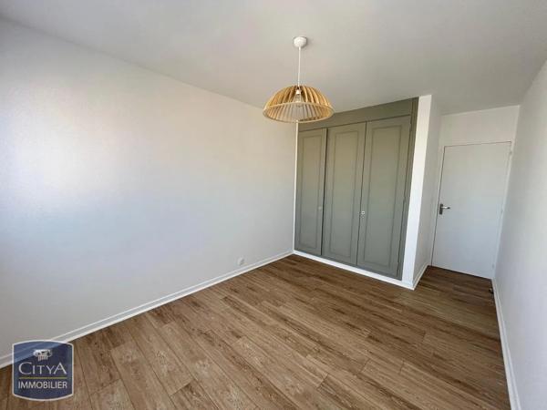 Appartement à louer 2 pièces 50.9m² Le Mans (72100)