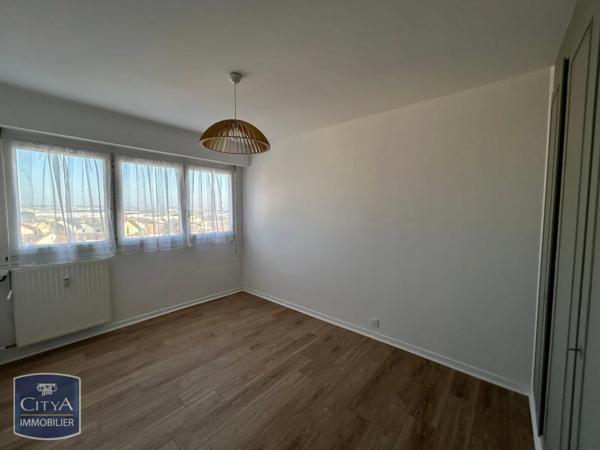 Appartement à louer 2 pièces 50.9m² Le Mans (72100)
