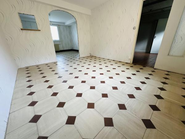 Maison 7 pièces - 177 m² Exclusivité efficity