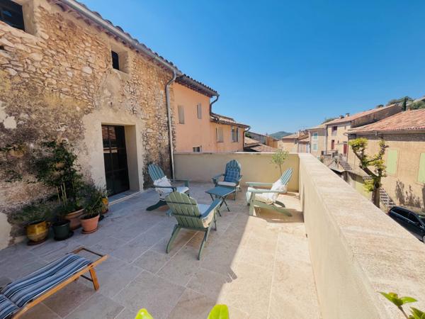 Saint-Saturnin-lès-Apt (84490) EXCLUSIVITE ! Exceptionnelle maison de village !