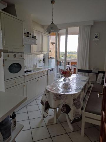 A VENDRE APPARTEMENT TYPE 4 PRIX EXCEPTIONNEL  70180  EURO A SAINT PIERE DES CORPS