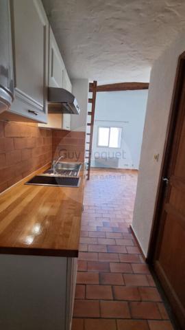 2 em etage Studio avec Mezzanine Centre L'Isle sur la Sorgue