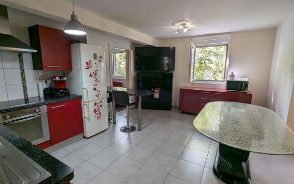 Appartement à louer    3 pièces • 54 m2 Mulhouse