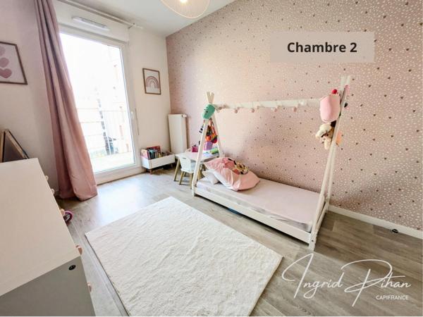 Appartement à vendre - T4 - 81m2 + 2 balcons + Parking PMR - COEUR DE VILLE de BEZONS (95)