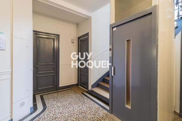 Vendu Loué - Magnifque appartement ancien - Dernier étage
