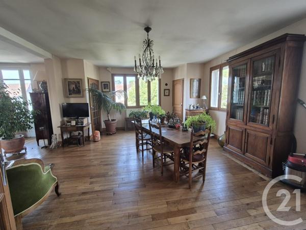 Appartement F4 à vendre  4 pièces - 124,99 m2 SOUILLAC - 46