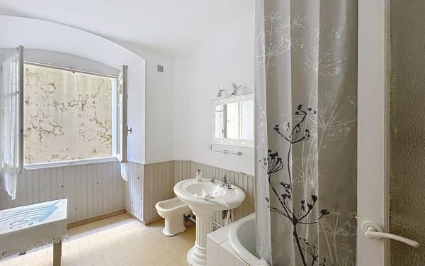 Appartement à vendre    5 pièces • 143,34 m2 Biarritz