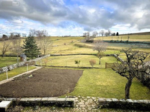 Maison à vendre à Valuéjols dans le Cantal (15300), ref : 15046-73