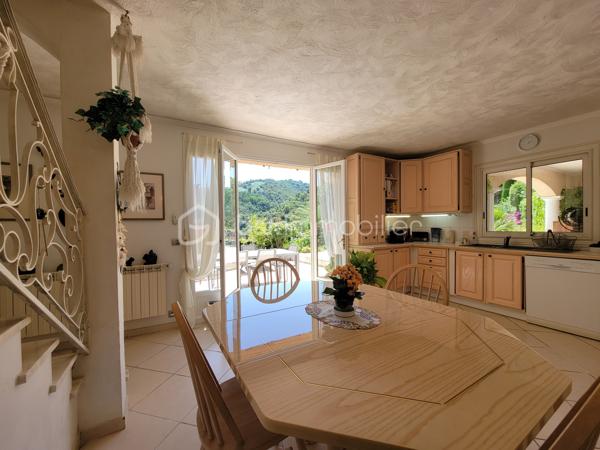 Maison provencale de 231 m²