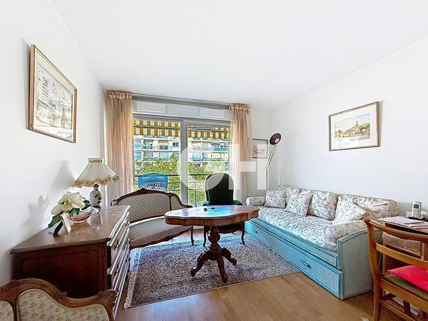 NATION/AVRON 4 pièces familial de 90m² avec balcon et Box