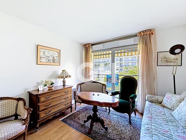 NATION/AVRON 4 pièces familial de 90m² avec balcon et Box
