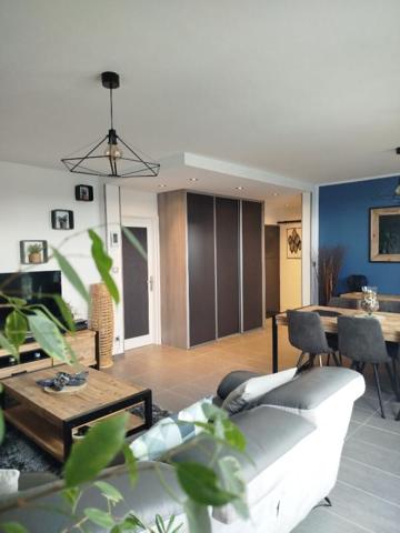 Appartement Joué Lès Tours 2 chambres - 75 m2