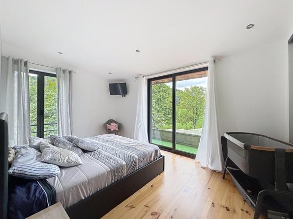 Maison + appartement, idéale famille et revenus locatifs