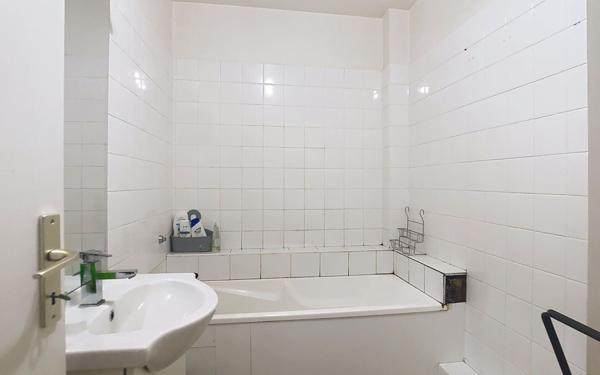 Appartement à louer    3 pièces • 80 m2 Aurillac