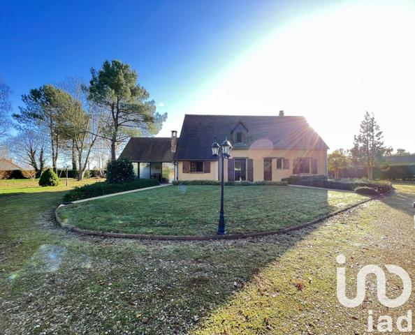 Maison à vendre 8 pièces 198 m² Saint-Gervais-en-Belin