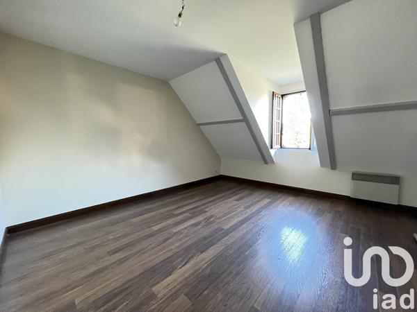 Maison à vendre 8 pièces 198 m² Saint-Gervais-en-Belin