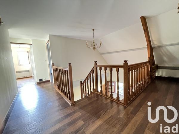 Maison à vendre 8 pièces 198 m² Saint-Gervais-en-Belin