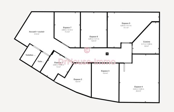 Commerce à louer 8 pièces de 150 m²