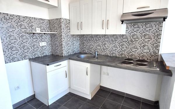 Appartement à vendre    2 pièces • 43 m2 Saint-Laurent-du-Var