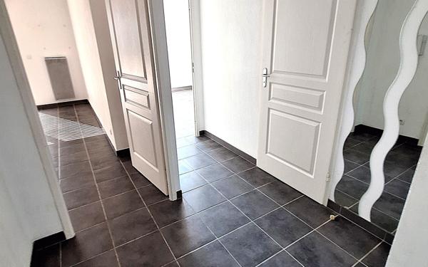 Appartement à vendre    2 pièces • 43 m2 Saint-Laurent-du-Var