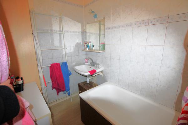 Maison proche de toutes commodités - 4 Chambres