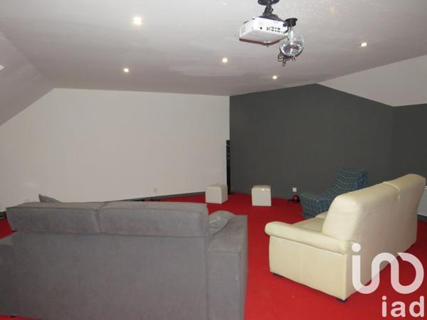 Loft 9 pièces de 201 m² à Eaux-Bonnes (64440)