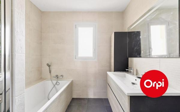 Maison à vendre    5 pièces • 117 m2 Mions