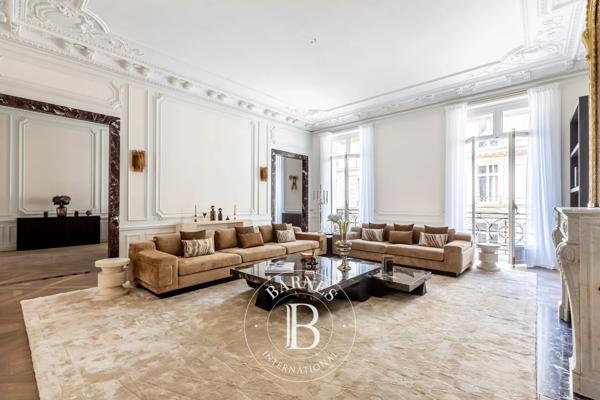 Paris 8ème, Appartement 5 Chambres -  372 m² à vendre