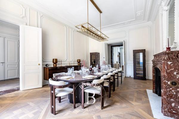 Paris 8ème, Appartement 5 Chambres -  372 m² à vendre