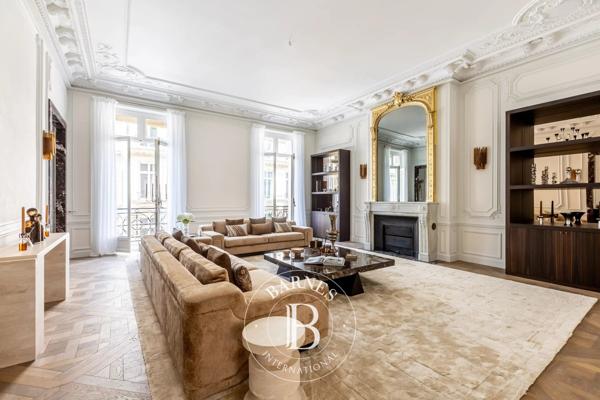 Paris 8ème, Appartement 5 Chambres -  372 m² à vendre