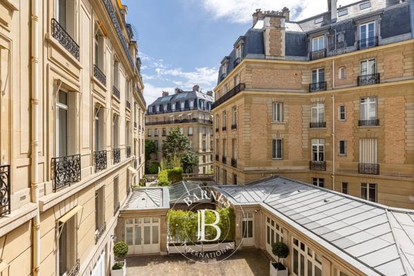 Paris 8ème, Appartement 5 Chambres -  372 m² à vendre