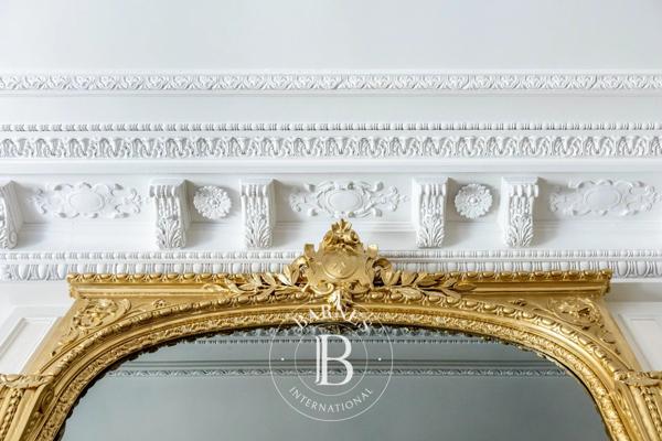 Paris 8ème, Appartement 5 Chambres -  372 m² à vendre