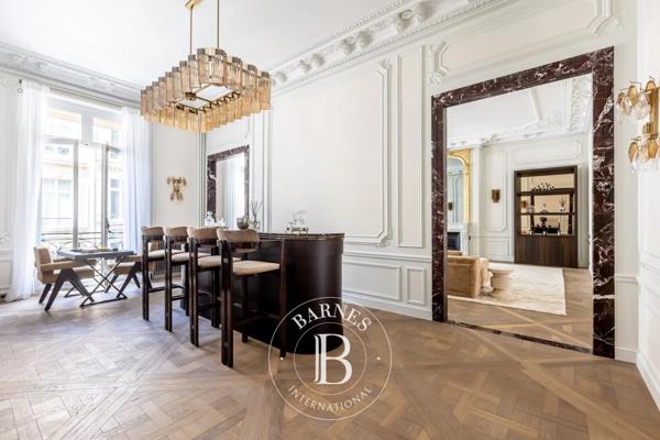 Paris 8ème, Appartement 5 Chambres -  372 m² à vendre