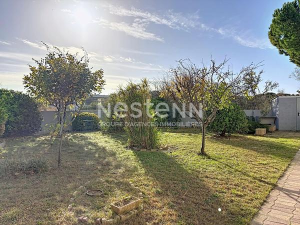 Villa d'exception de 398 m², 11 pièces, 7 chambres avec piscine, jardin & 3 garages sur un terrain de 1088 m², Quartier Calme et Résidentiel à Narbonnne