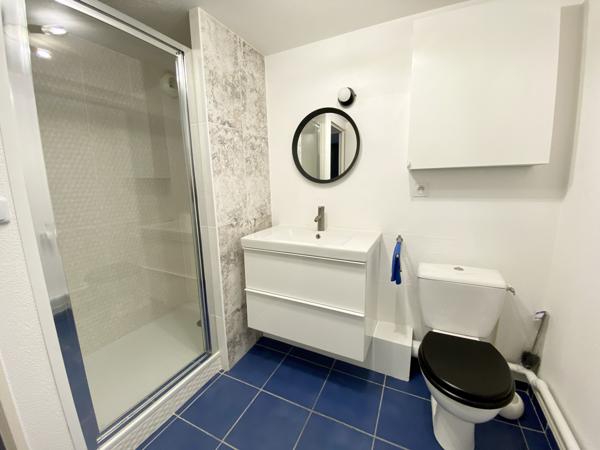 Port Guillaume - Loft 3 pièces exposé Sud-Ouest en parfait état général