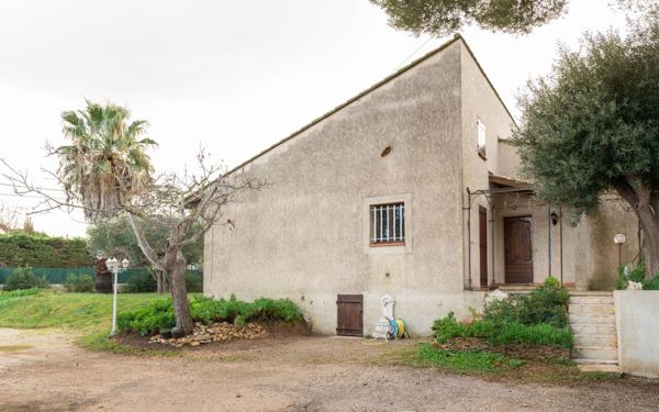 Maison à vendre    5 pièces • 140 m2 Six-Fours-les-Plages