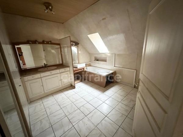 EXCLUSIVITÉ - Immeuble à vendre GUISCRIFF (56)